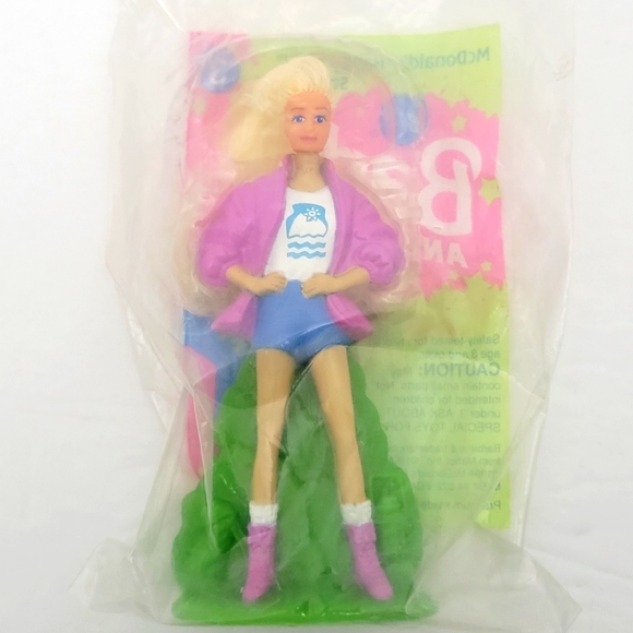 Vintage 3 McDs Barbie Camp Barbie, Loving Bride, Tour Guide Figurines 1990's - Picture 3 of 12
